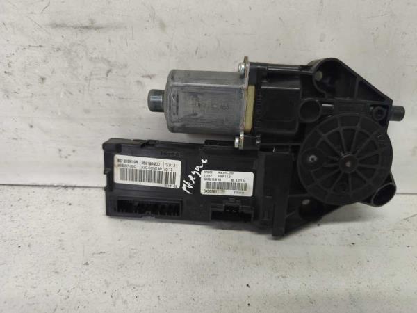 MOTEUR LEVE VITRE AVANT GAUCHE RENAULT - Vue 1